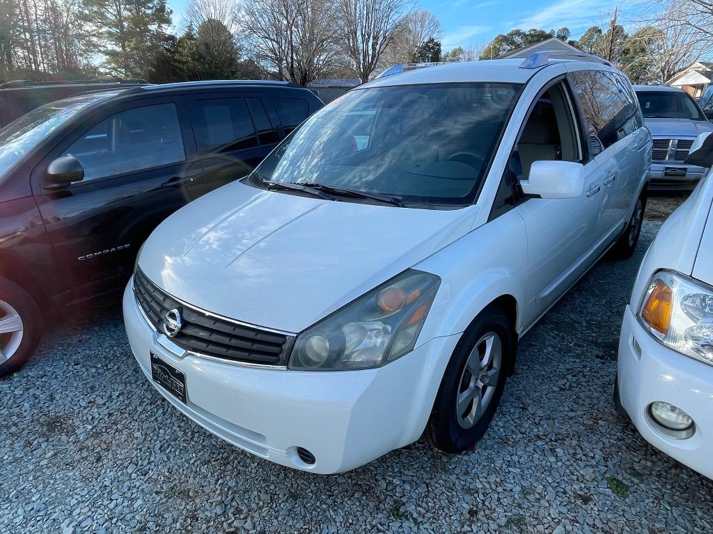 2008 Nissan Quest Base