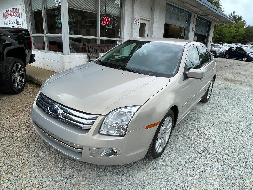 2009 Ford Fusion SEL's photo